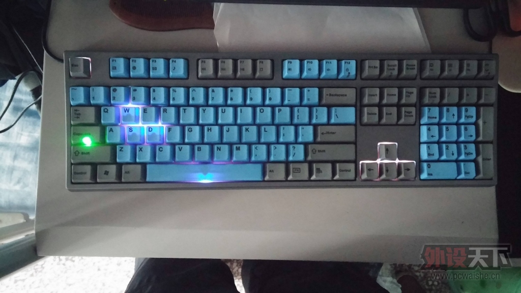 ����������B����