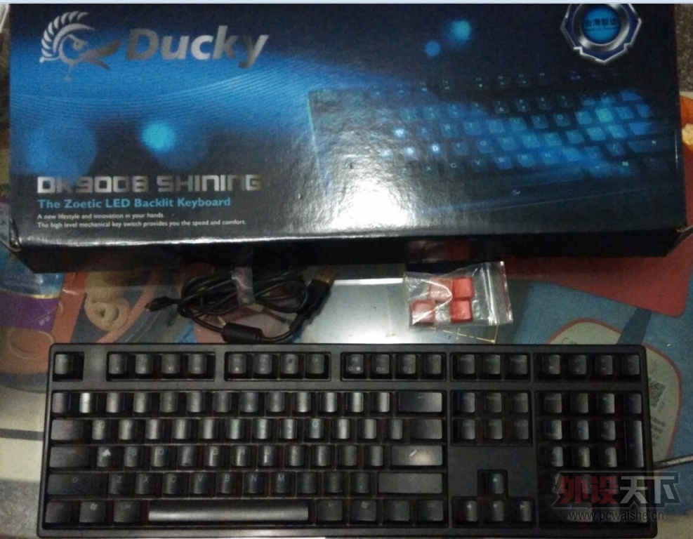 DUCKY 9008Sʬ Ըϰɡѳ