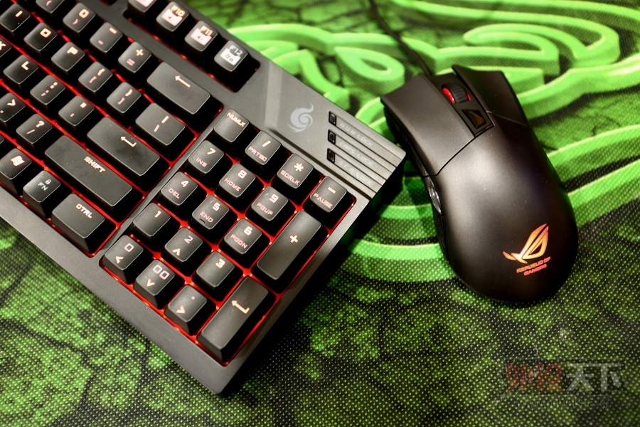 �����᡿�ܼ�֮��---ASUS  ROG Gladius��G�羺��꿪�����