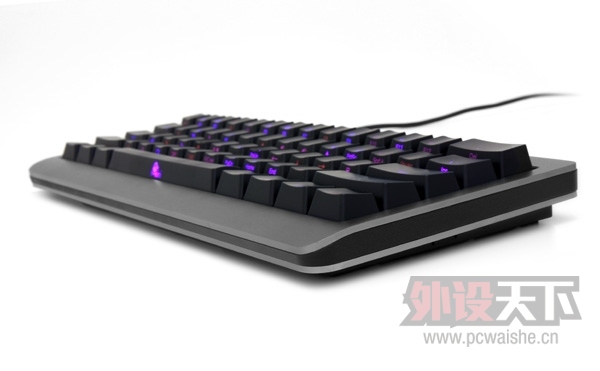 ���ռ�61����е!ħ��Ѽ����Ducky Mini��ɫ��