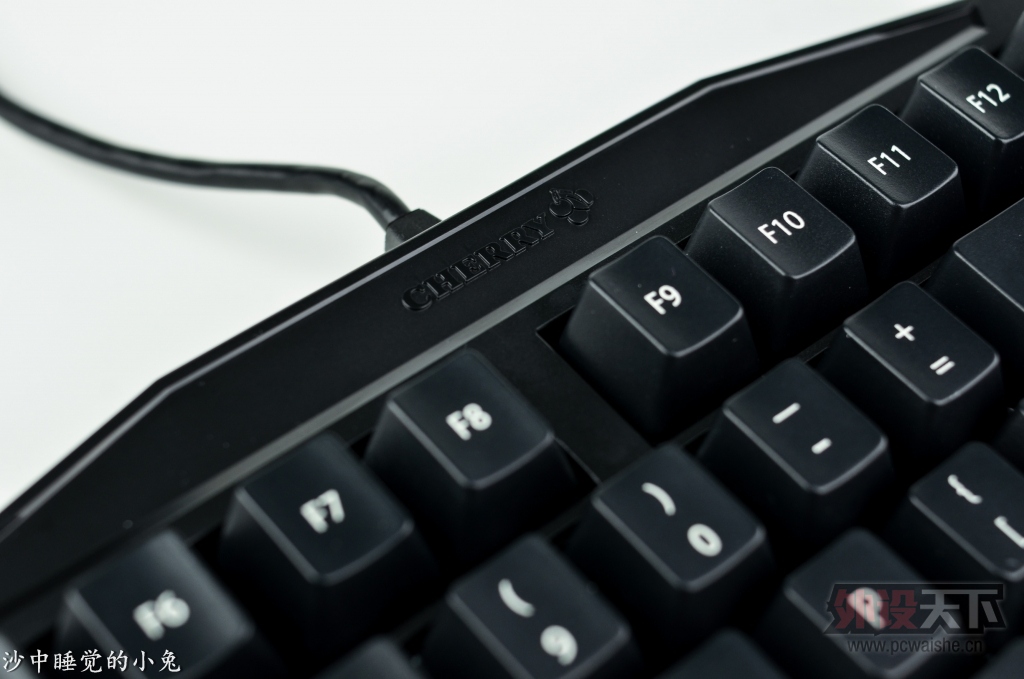 һָ߶ȣһѡ񣬼̸CHERRY MX-BOARD 2.0 C