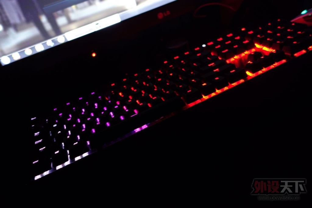 ջĻе K70 RGB  ͼ
