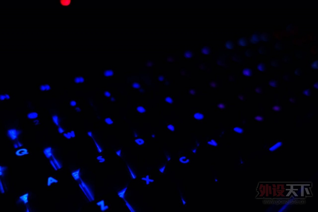 ջĻе K70 RGB  ͼ