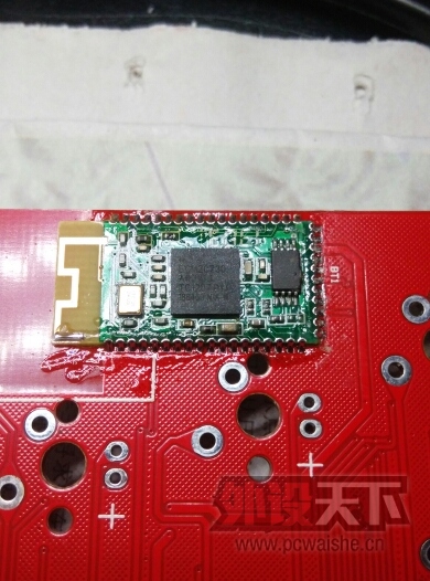 �����ϡ�������NANO75���� ����˫ģ��е���� ����9�� �ɱ��