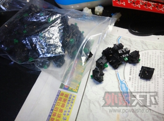 �����ϡ�������NANO75���� ����˫ģ��е���� ����9�� �ɱ��