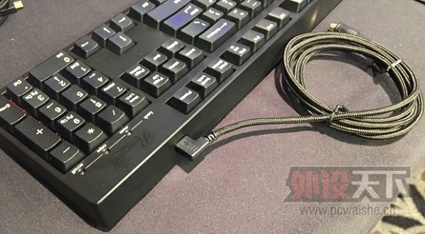 CES 2015��Rosewillչ��ȫ�¸Ľ���RK-900V2��е����