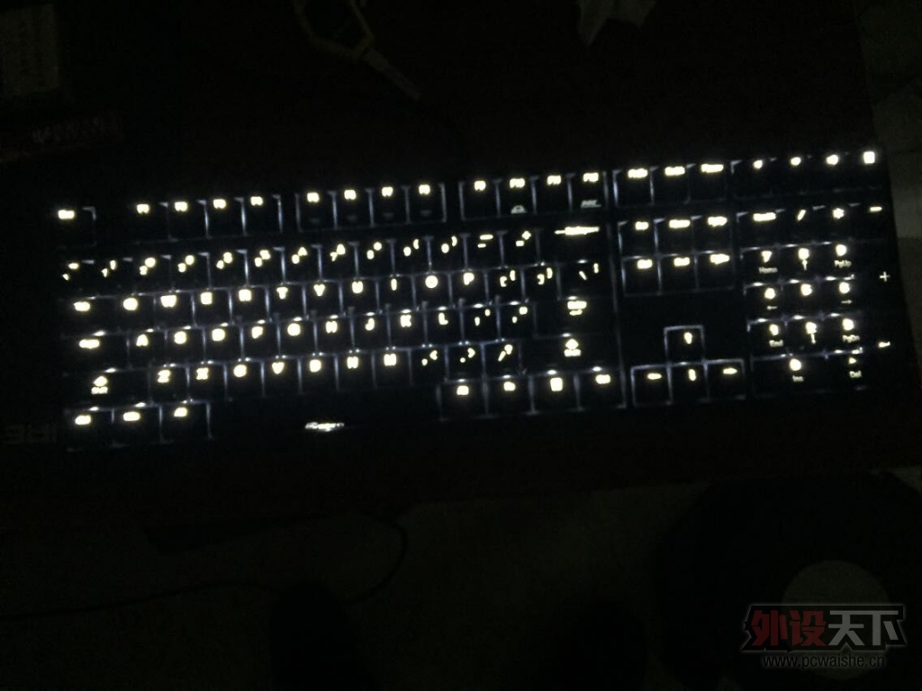 �����ݡ�duckyħ��Ѽ zero 2108s ���� �׹⣬�Ͳʺ����
