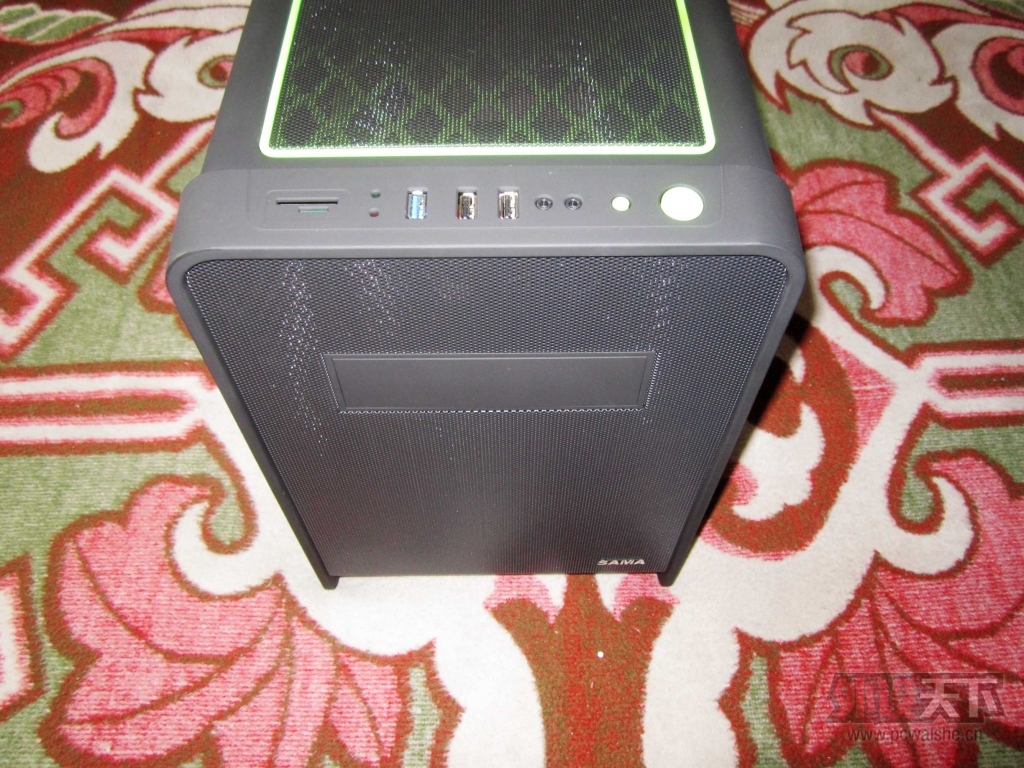 B3.jpg