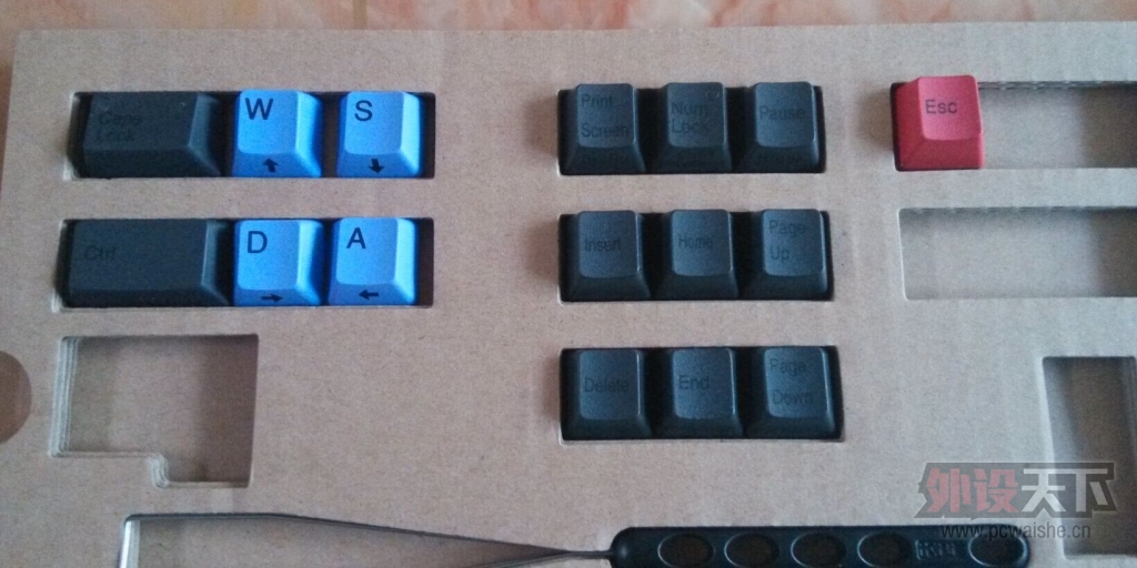 ���ѳ���realforce87U��ɫ��������ñ ˳�ᵽ��