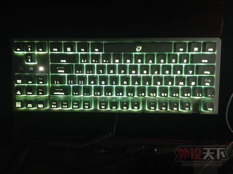 ������ɱ����ɾ�������ݡ�9����qpad mk-10RGB �����ᣩ����