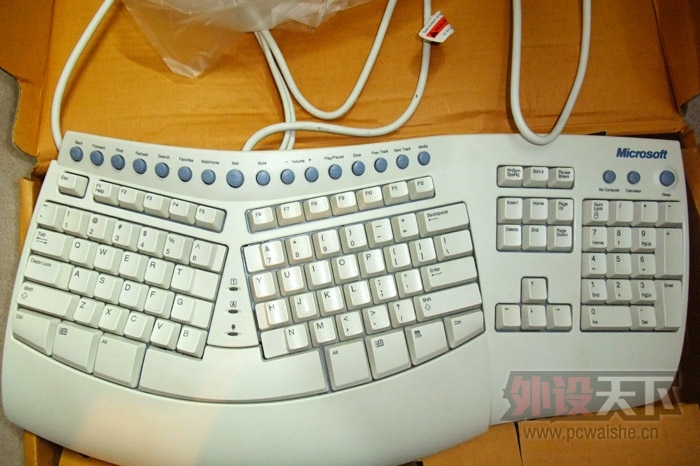�����ڡ� cherry 3850 MX3 ȫ�°ײ˸����ۣ�΢���ϼ��̣���ɫ�£����ͺ�����1��