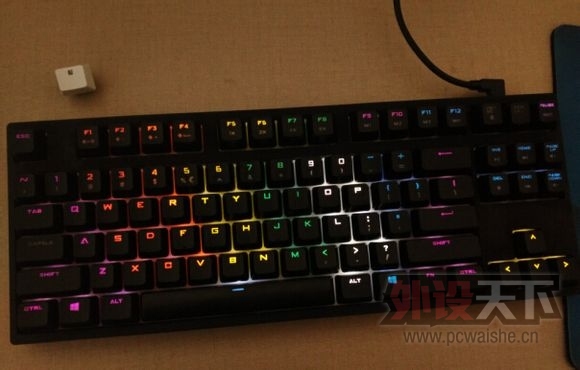 ��ɽ�������伫��87 ���������е����  ħ��Ѽducky s3��͸��ñ