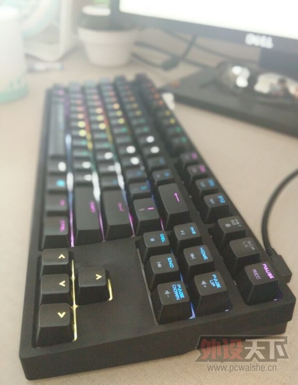 ��ɽ�������伫��87 ���������е����  ħ��Ѽducky s3��͸��ñ