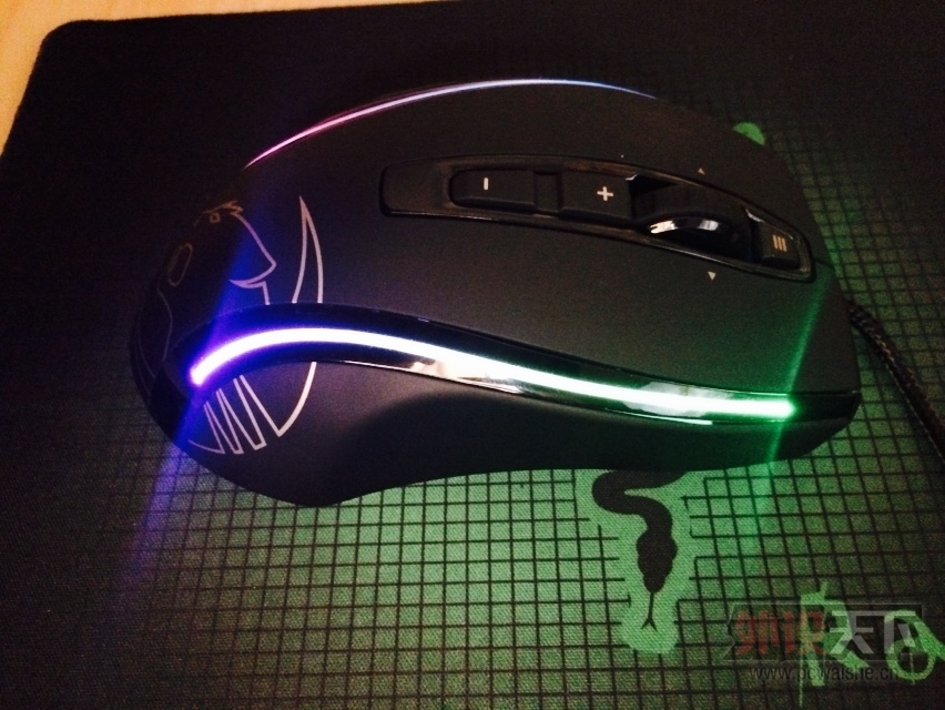 ���Ϻ��������ۡ�����ROCCAT KONE XTD