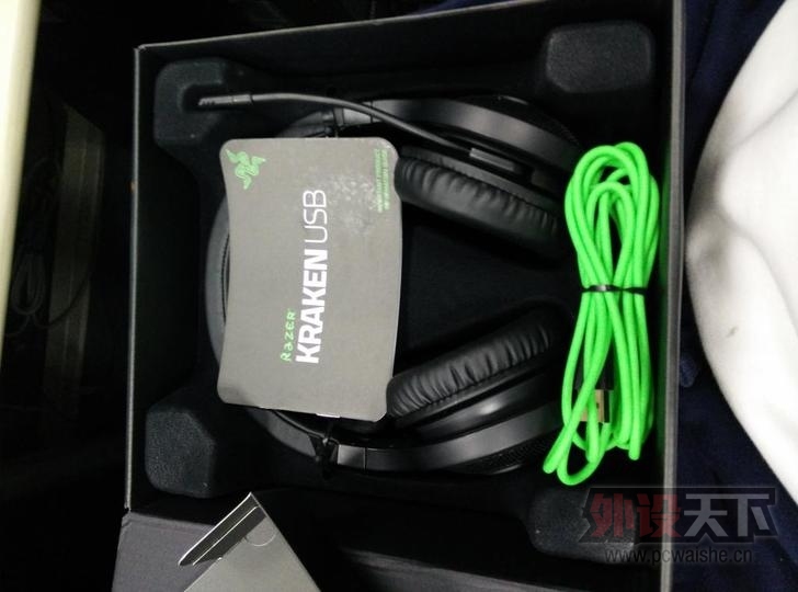 �����ݡ�Razer���� ��������USB ���� CF��Խ���߰� ���ѳ���