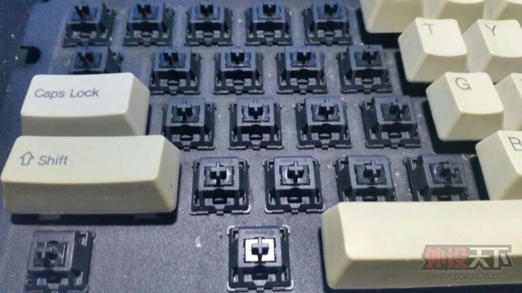 �����һ���ϻ�е���̣�ֵ��ֵ���Ҹ�װ
