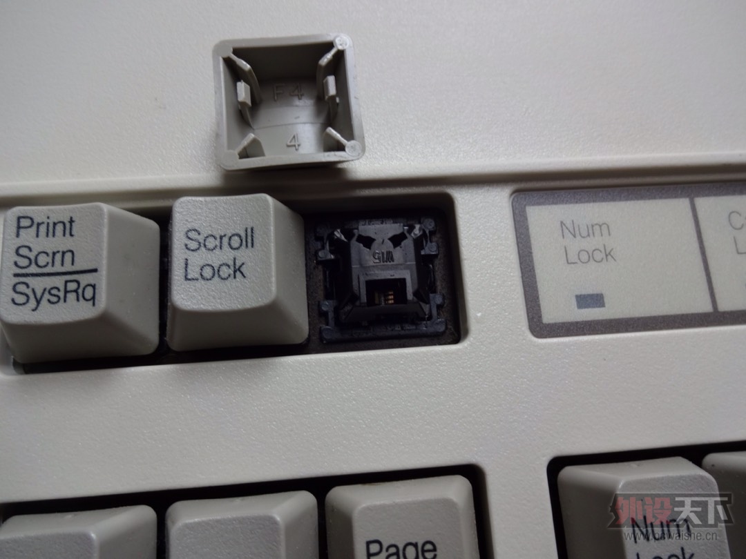 ŭ�������뻻��MICRO USB�ļ��߷��룬��̹��ڽ��ߵ����⣬�������������