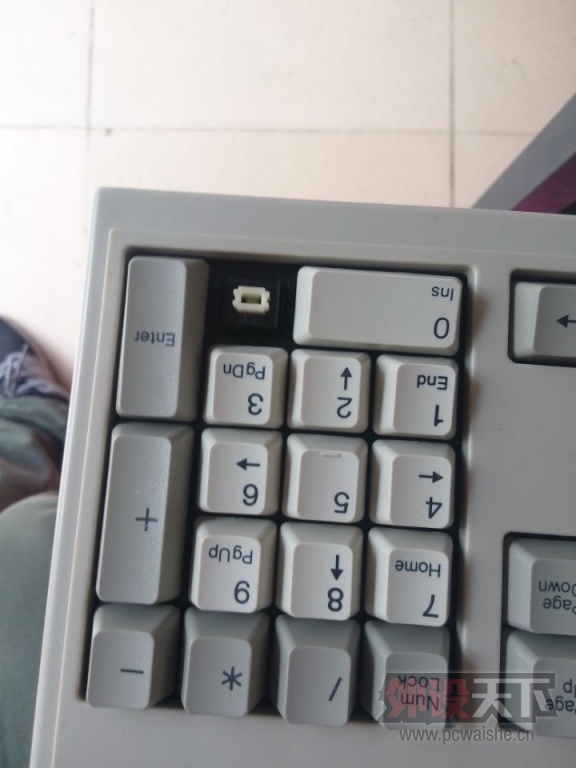 [����] �����̡������ڡ����ǻ�е����һ��.�¹�tevion���߼������50��.