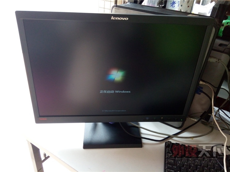 �����ڡ�����22�� ����ThinkVision L2250PWD  A��
