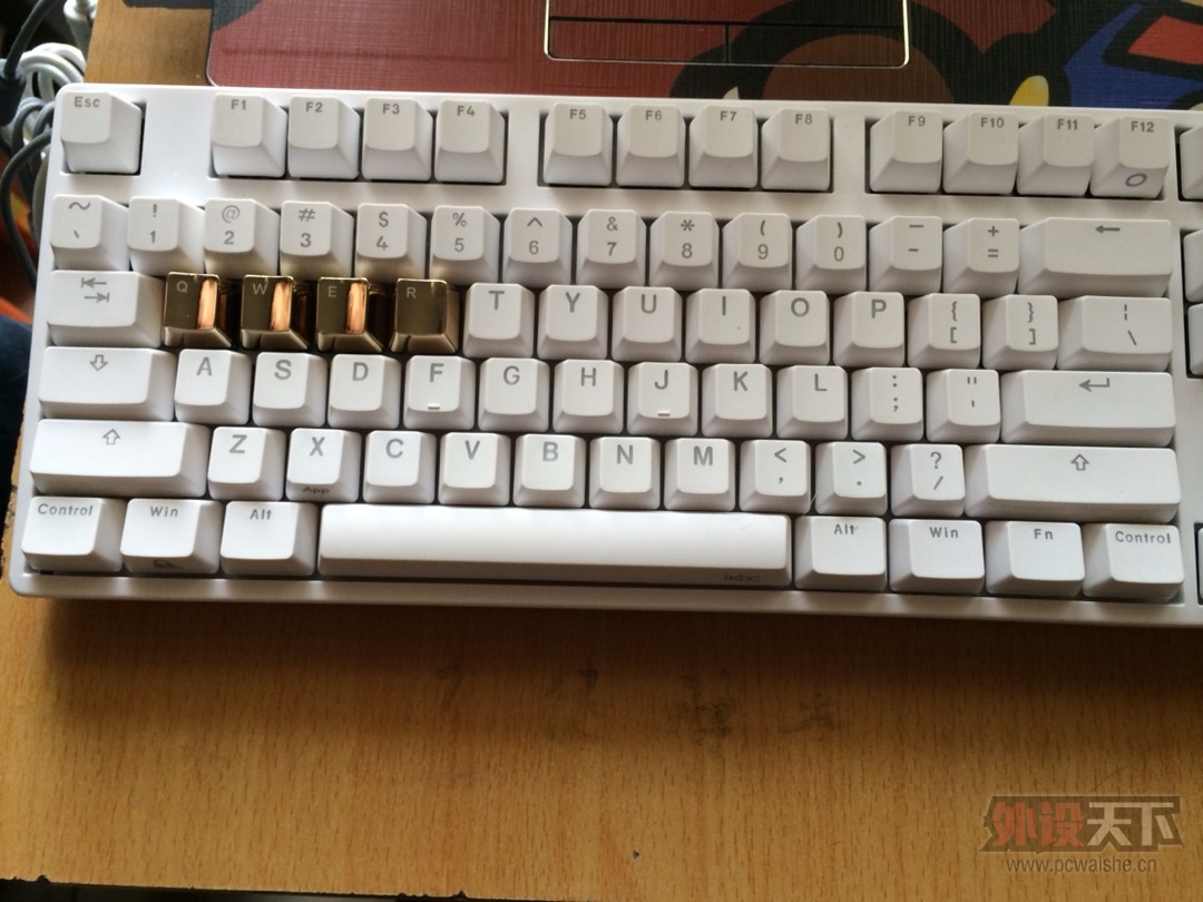 IKBC F-104 ɫɫPBTе    ˣ