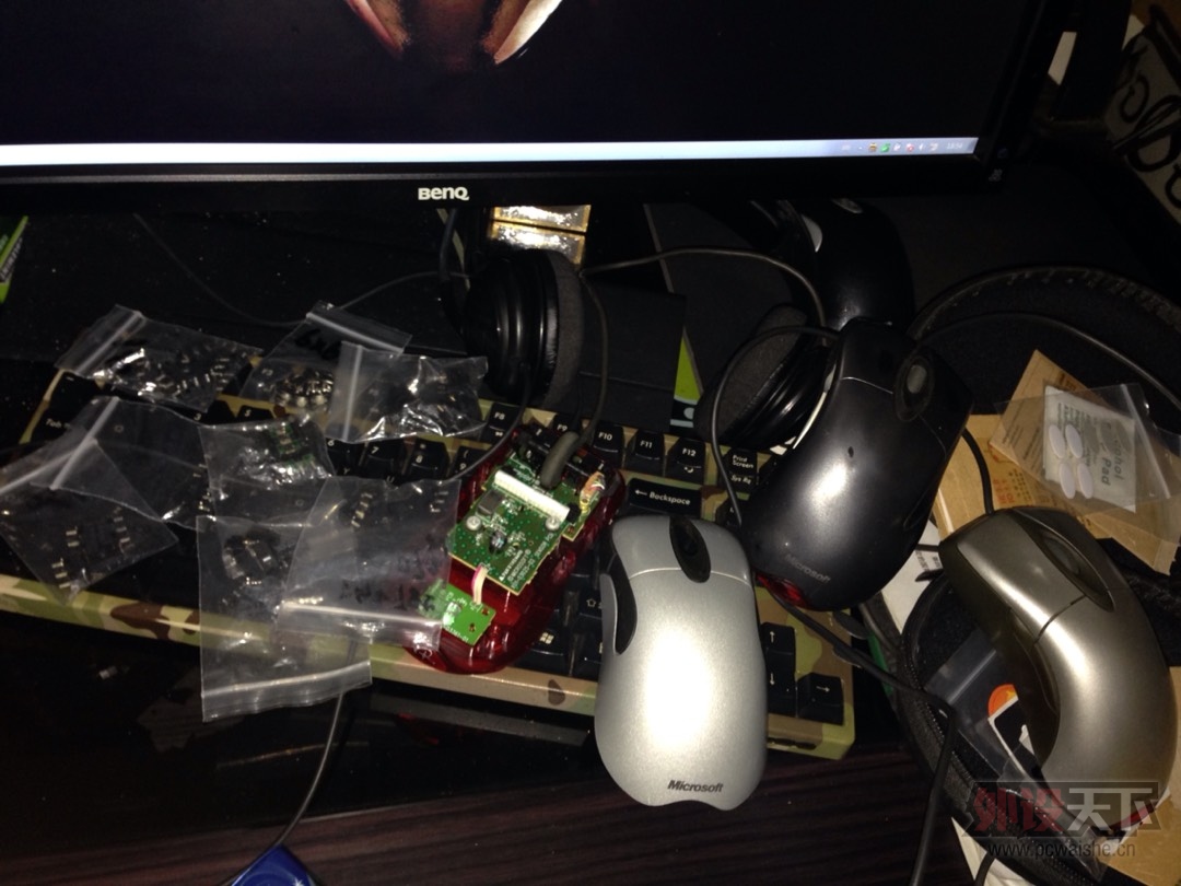 IO1.1��IESS���߻�΢��
