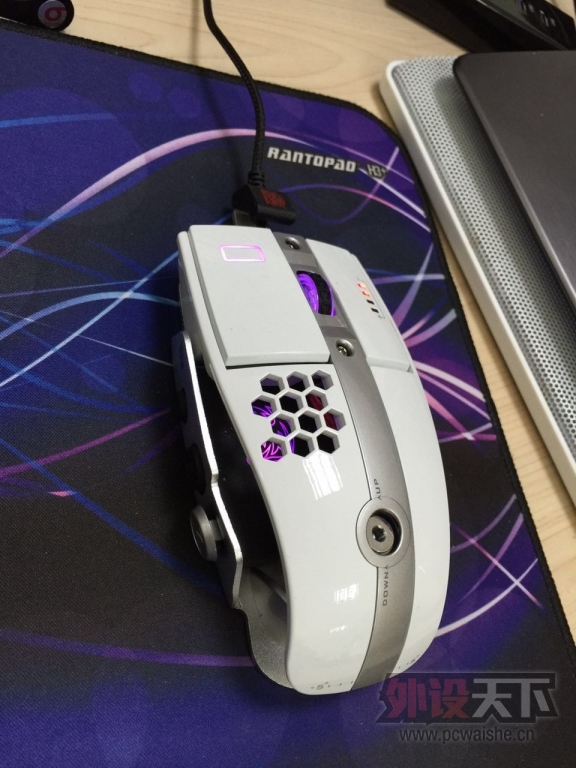 ��Ȫ�ݡ�TT��� LEVEL 10M 9���� 220��