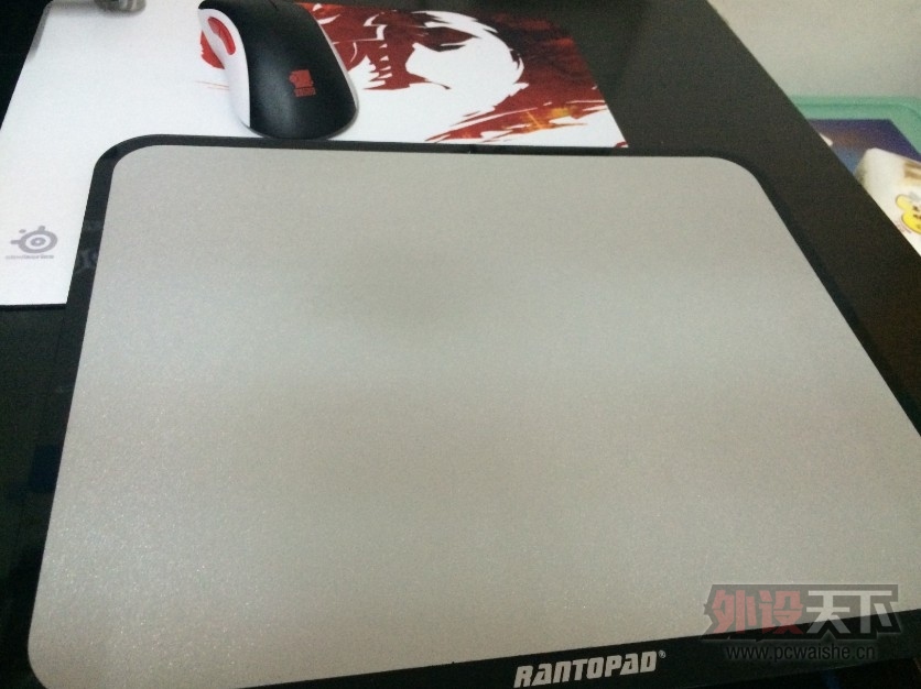 �����ݡ�PBT37����ɫ��ñ ZOWEI�߼�  �����ǿ�������
