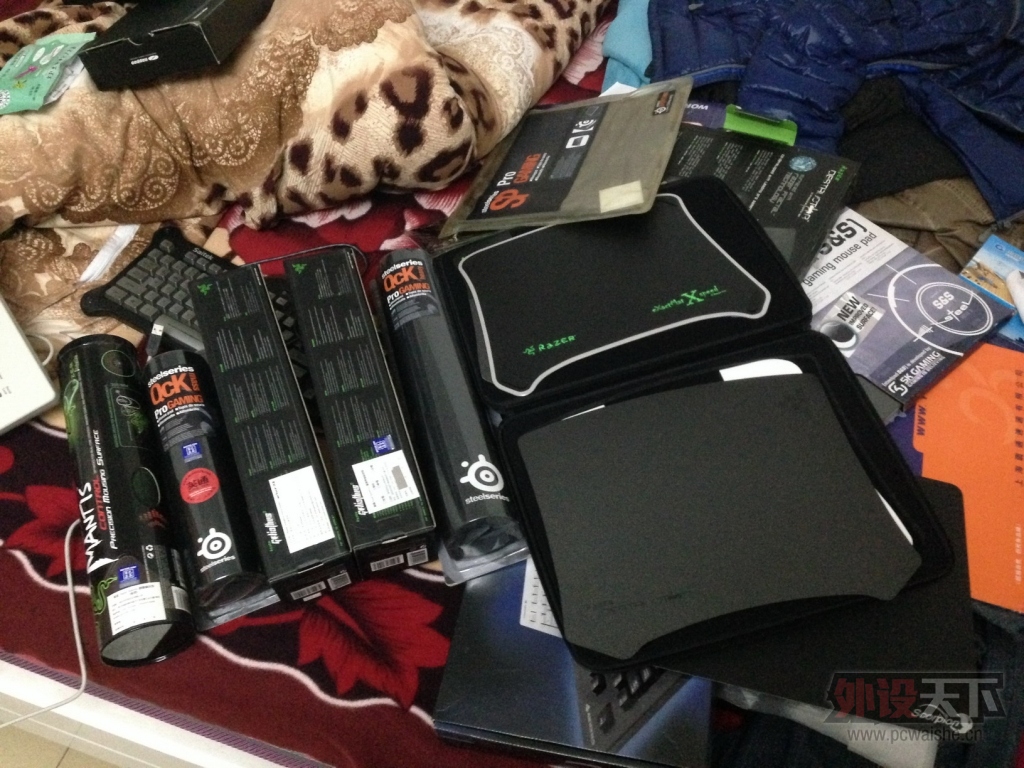 �����ϡ���һЩ�ϵ������̵��ӣ�����