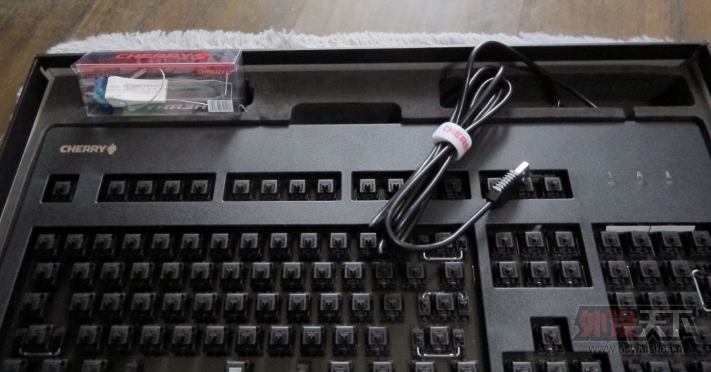 �����Ŀ��䡪��Cherry G80-3000�ںڼ���