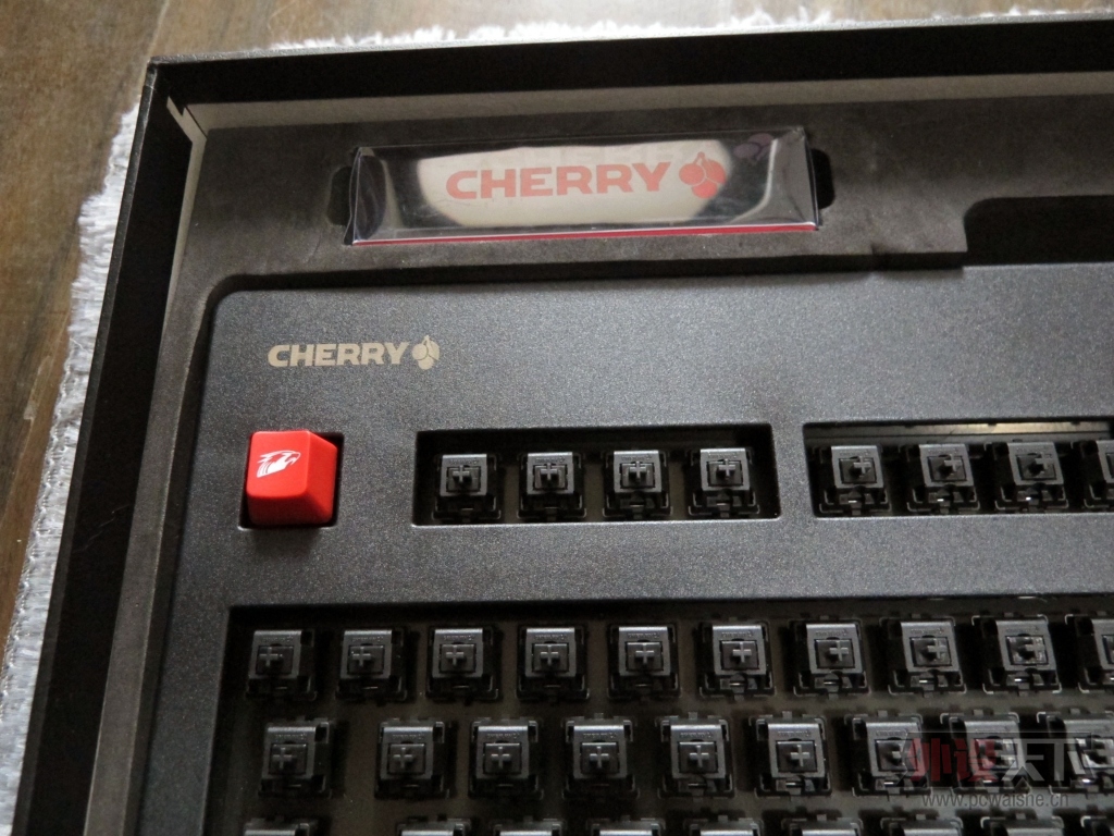 �����Ŀ��䡪��Cherry G80-3000�ںڼ���