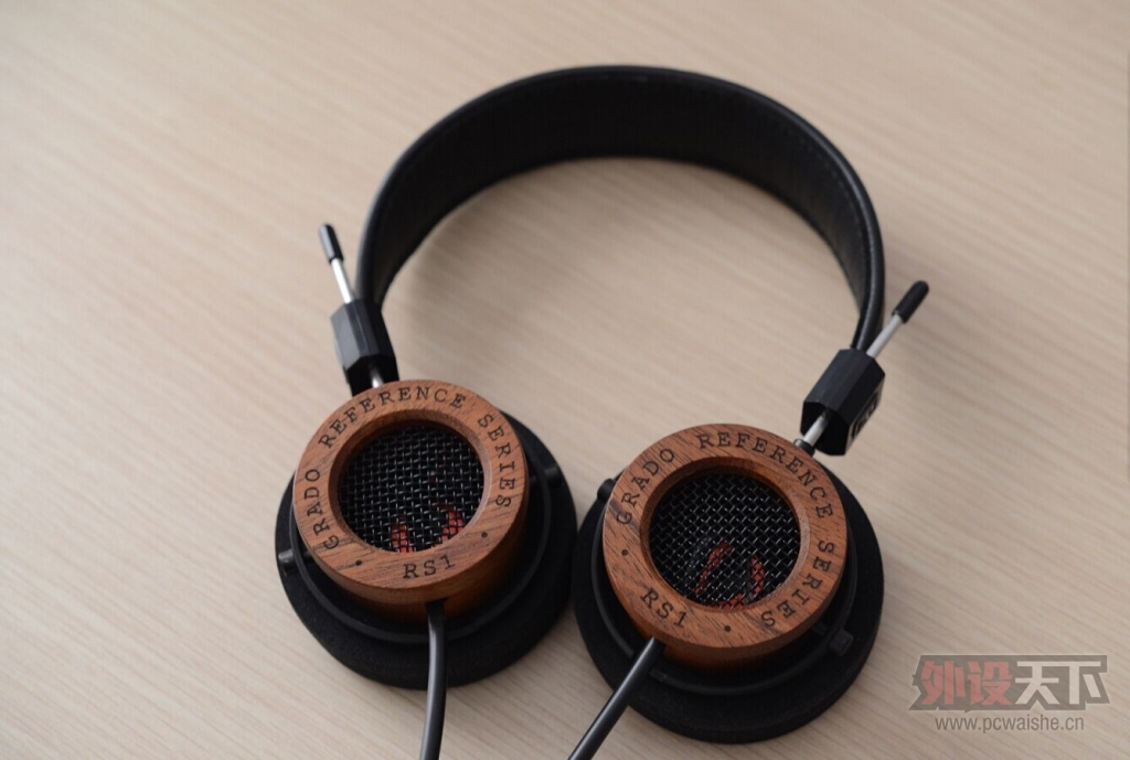 �����ͺ��ء���ɭ������HD555��ʮ�������桢ͷ���������Ǻ�ҡ���������V3�ȶ���