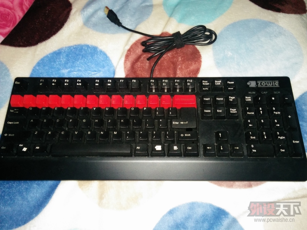 ZOWIE ����