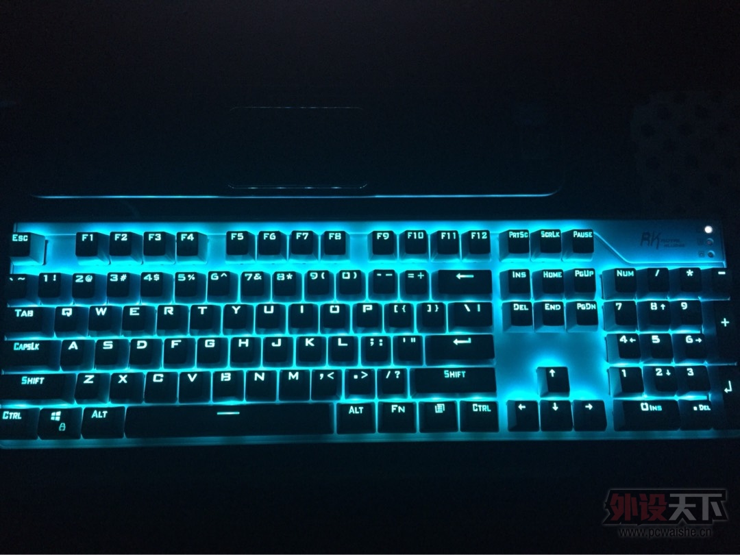 RK928ɫᣬ͹˵ѱ