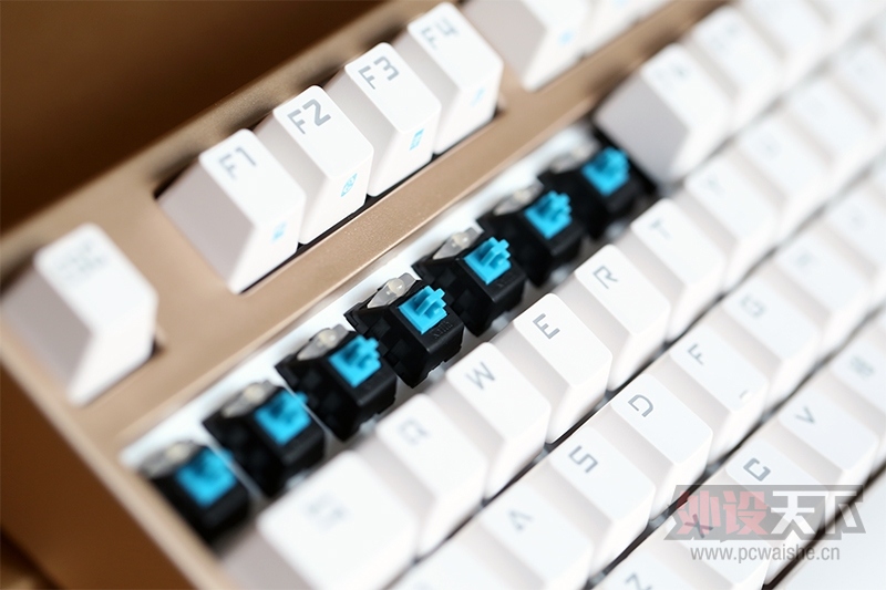 RGB�����³�Ա ����Hero��ҫRGB��е��������