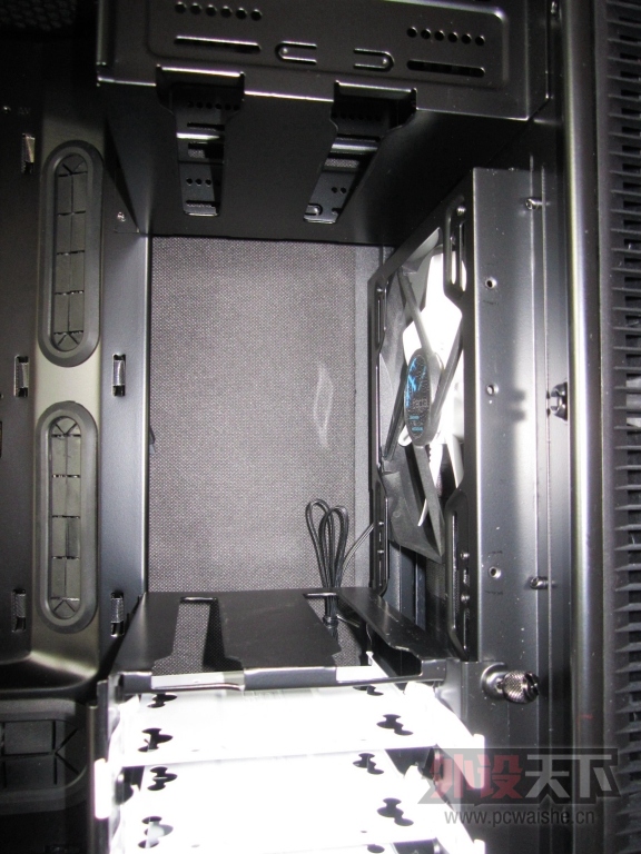 ��ŷ�ŵ������ѧ����Ի���������ںϡ���Fractal Design Define R5����[ԭ��]