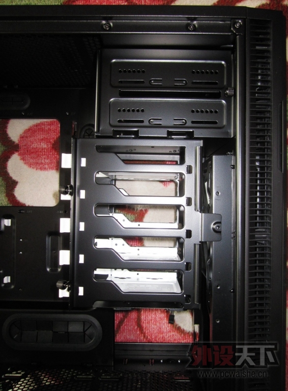 ��ŷ�ŵ������ѧ����Ի���������ںϡ���Fractal Design Define R5����[ԭ��]
