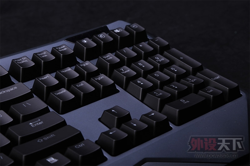 ������������� �װ�V800��Ϸ��е��������