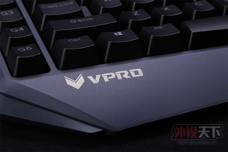 ������������� �װ�V800��Ϸ��е��������