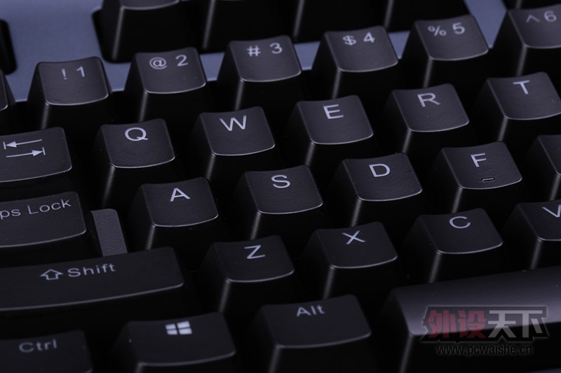 ������������� �װ�V800��Ϸ��е��������