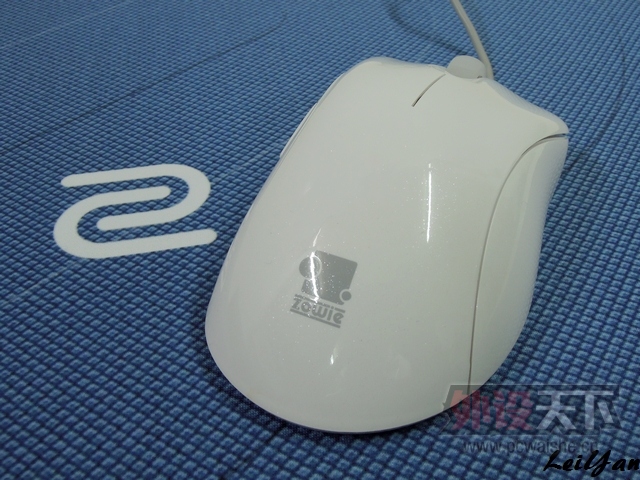 �����ٽ���-ZOWIE SRϵ������