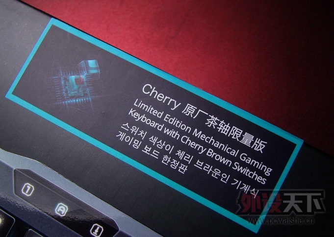 ������ �װض����콢 V800 CHERRY ԭ�������е��Ϸ����