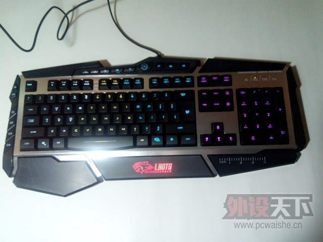 ��15P����һ�����ռ��ļ��̣���ƪ������ƪ��