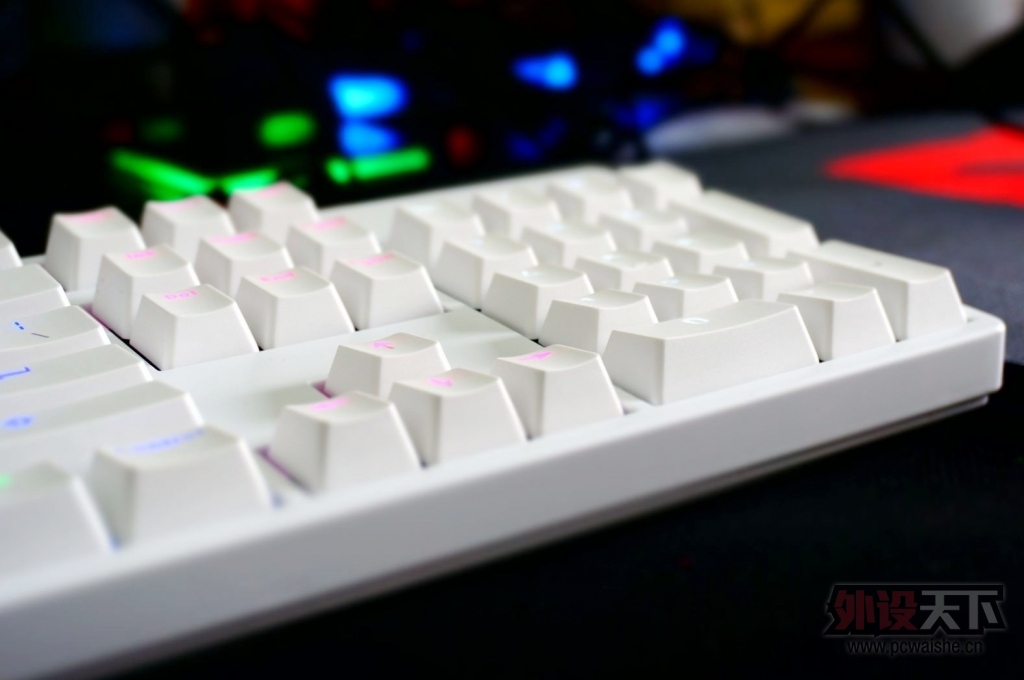 �޷��ֿ����ջ󡪡�kbc  G104��ɫ͸�⿪��