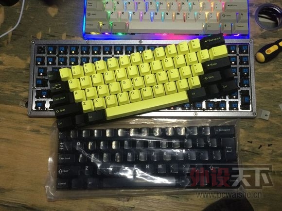 1a01915494eef01fe2f9c2d8e4fe9925bd317d49.jpg