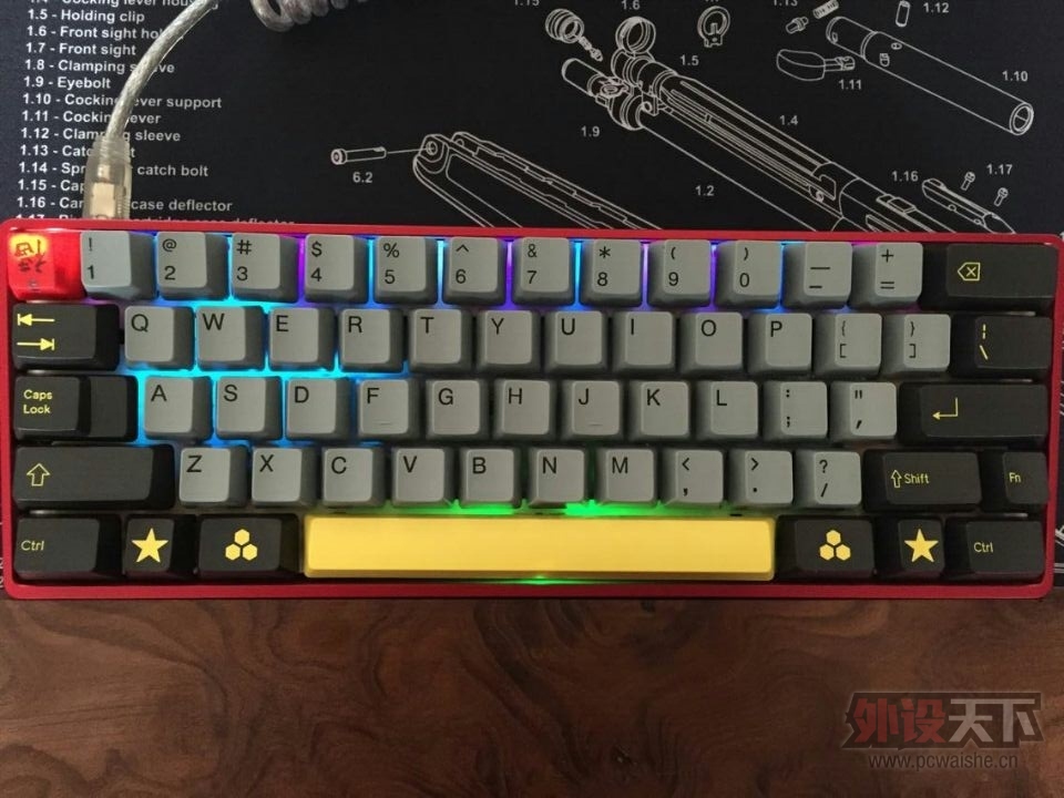 60�Ϻڻ�G��ľ��λ��