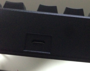�����JD005,USB�ӿ���ģ�߲��кϣ���Ҫ��ѹ���ܲ�USB��