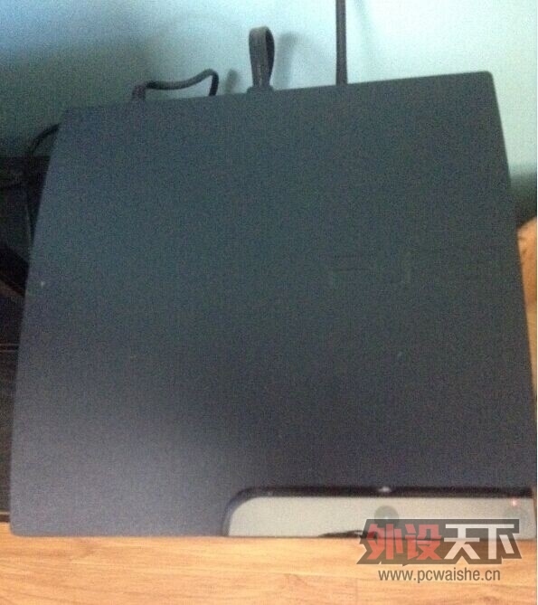 ���人��PS3 2051A���������+˫�����ֱ�+9��ʵ����Ϸ
