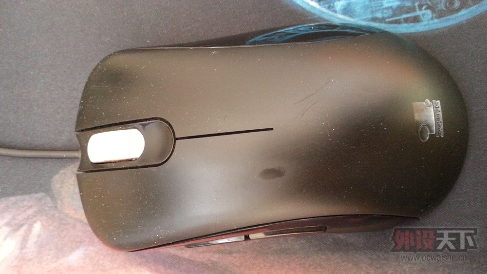 ��ɽ����̨���޼�G105+ZOWIE EC1 ��ѶDKVM-42U HDMIתVGA��