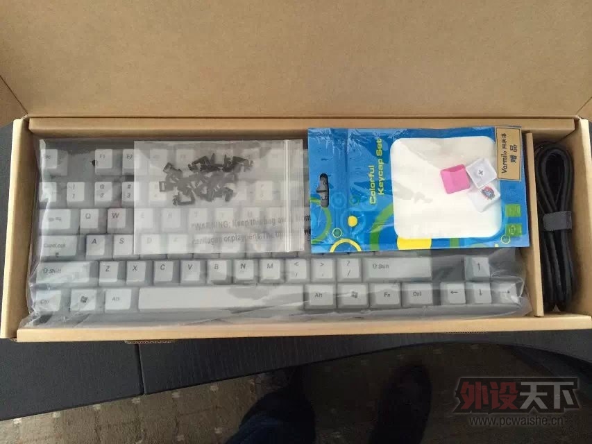 �յ���Varmilo87  ��ɫ��������⿪��~