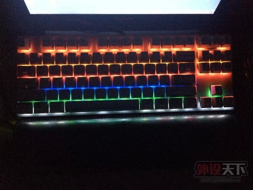 �յ���Varmilo87  ��ɫ��������⿪��~